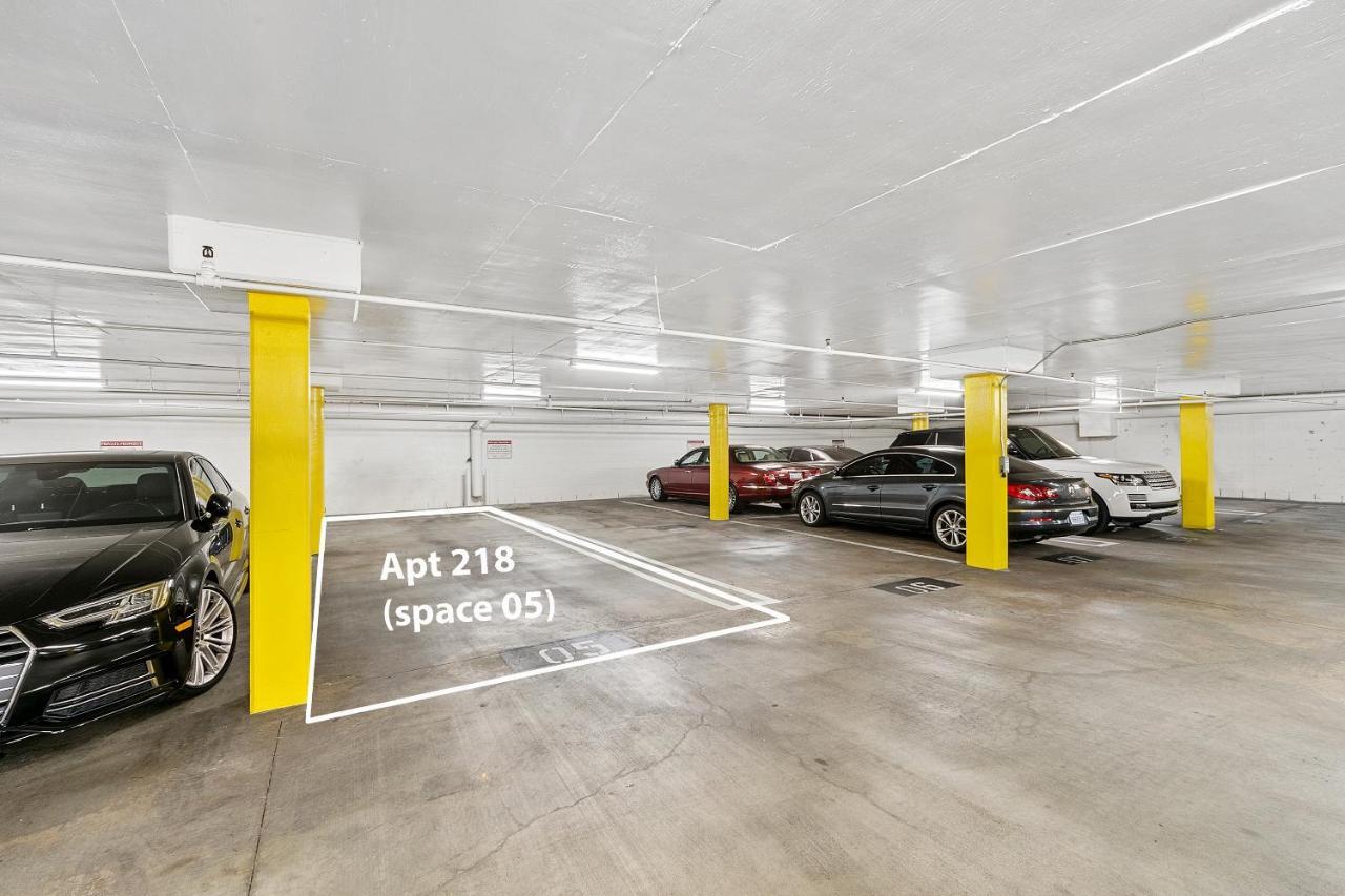 Beverly Hills Gem 1 Bedroom Apt With Parking 218 Лос Анджелис Екстериор снимка